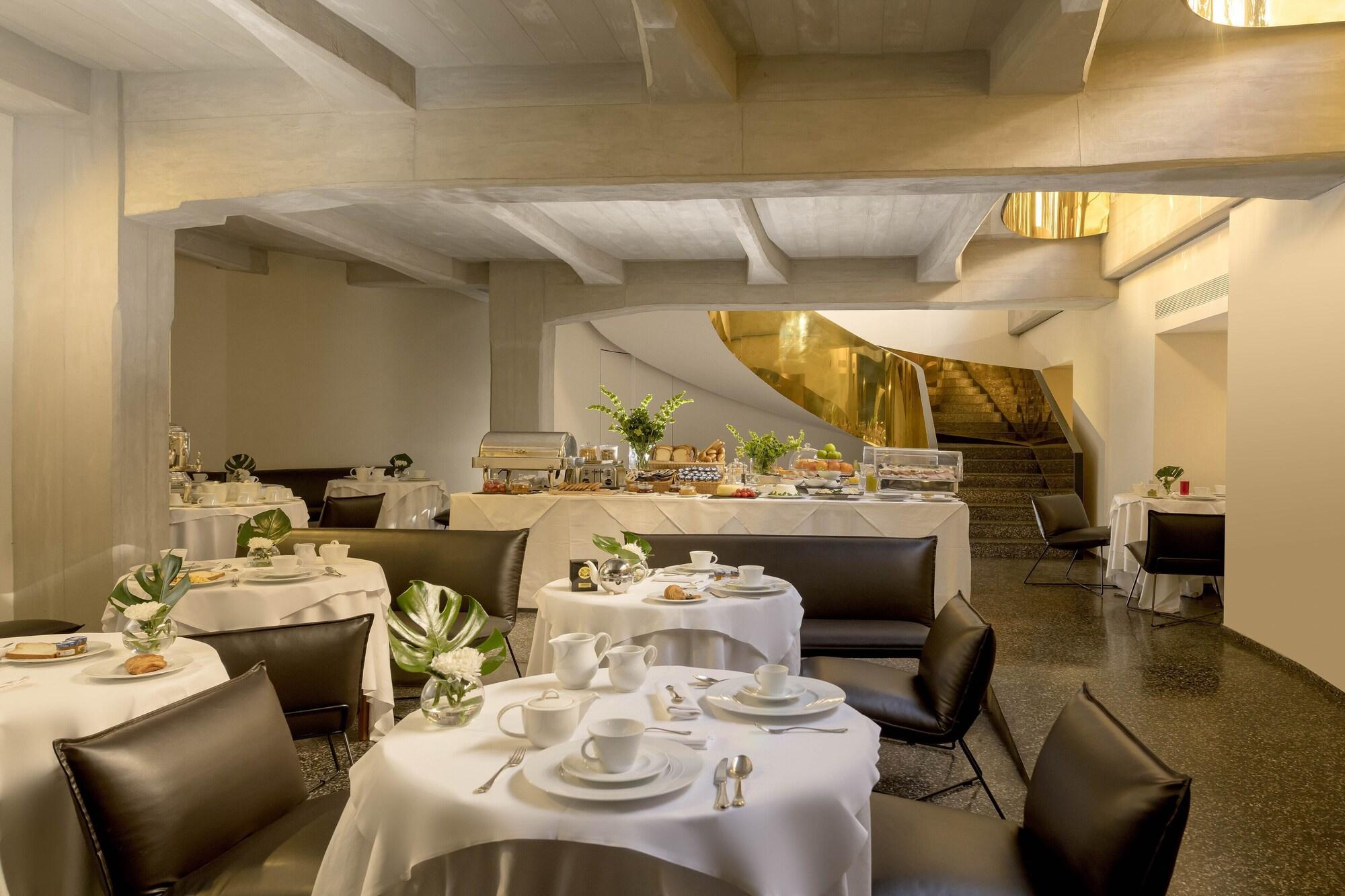 Hotel Royal Bissolati Rome Luaran gambar